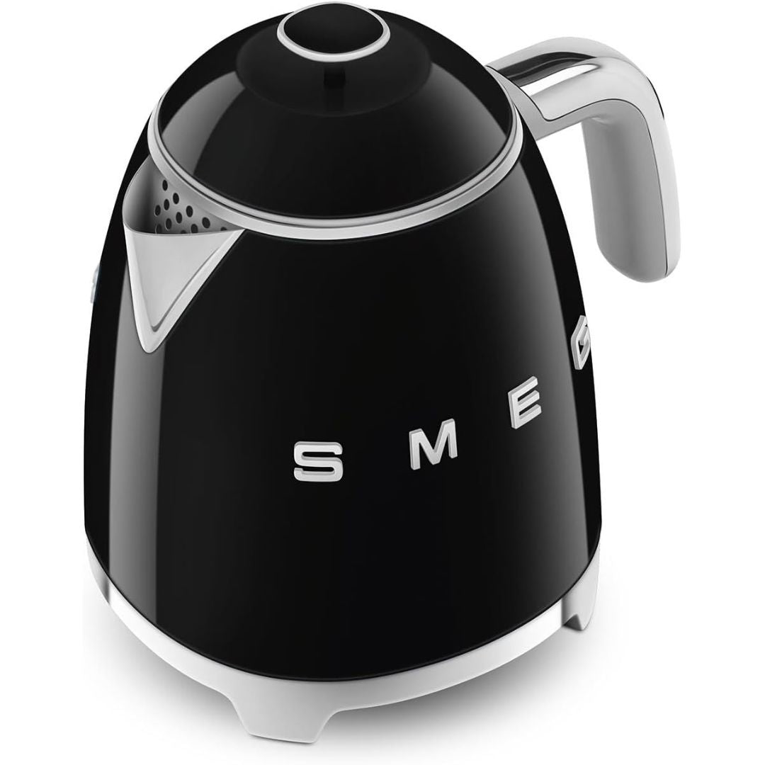 SMEG KLF05BLEU Bollitore Elettrico Nero Mini 0,8 L Estetica 50’s Style
