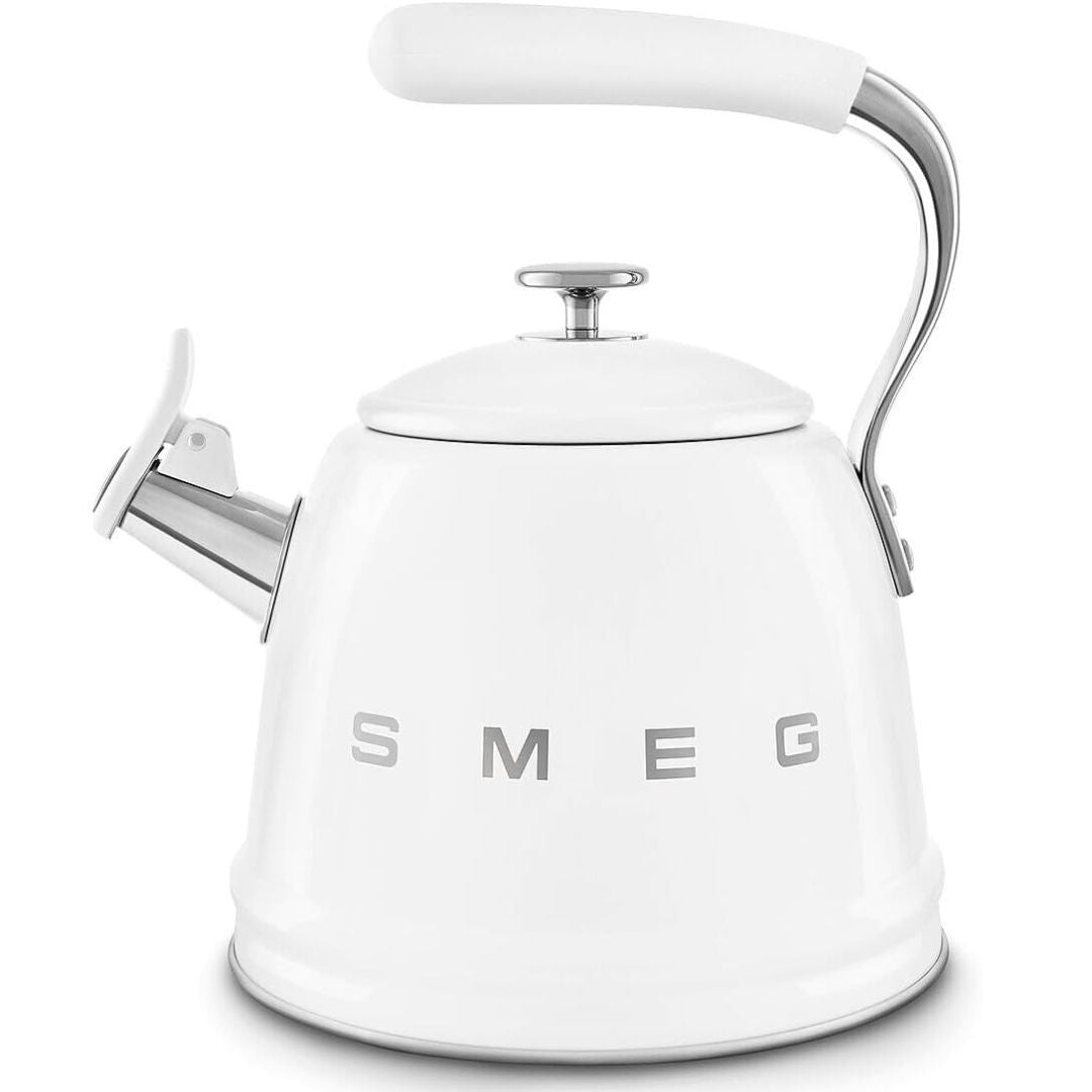 SMEG WKF01WH Bollitore a Fischio Bianco Estetica 50’s Style Manico ergonomico