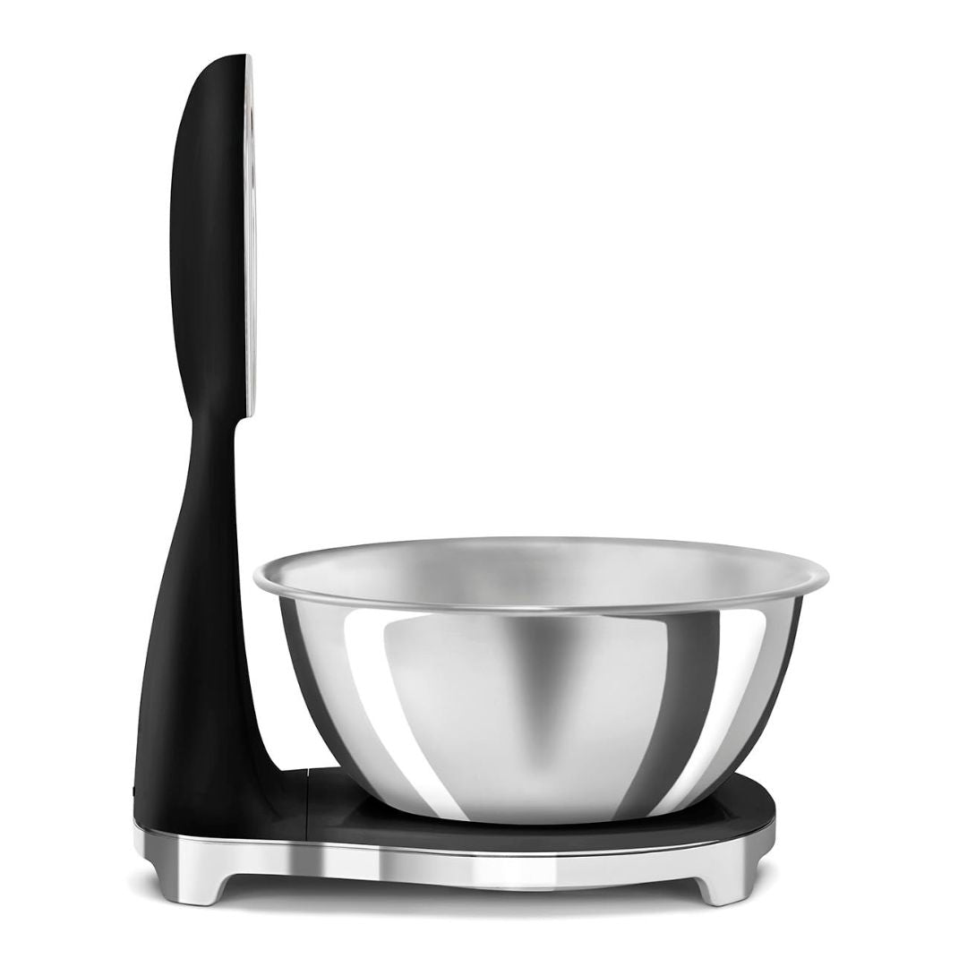 SMEG KSF01BLWW Bilancia Cucina Digitale Analogica con Nera Ciotola Inox 1,8 L