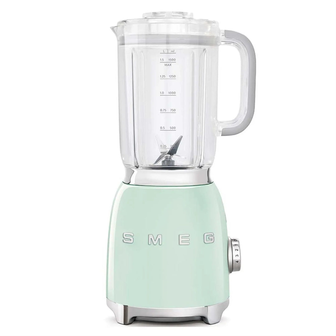 Smeg BLF01PGEU Frullatore da Tavolo 1,5Lt. 4 Velocità 800W Verde Antiscivolo