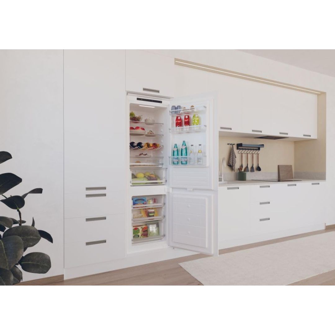 DELONGHI F6CTNF244E Frigorifero Incasso 2 Porte No Frost 244 l Rumorosità 41 dB(A) 3 Ripiani Bianco Classe E  cm 54x176,90x55