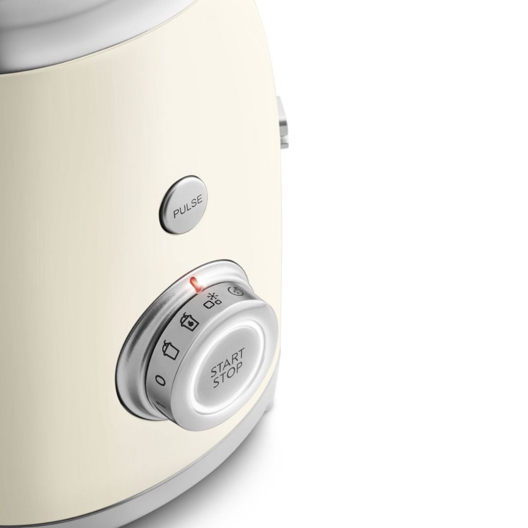 SMEG BLF03CREU Frullatore da Tavolo 1,5 L Panna 4 Velocità Tritaghiaccio 800W