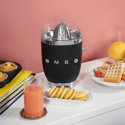 Smeg CJF11BLEU Spremiagrumi Elettrico Nero Lucido 70W Inox Antigoccia 50’s Style