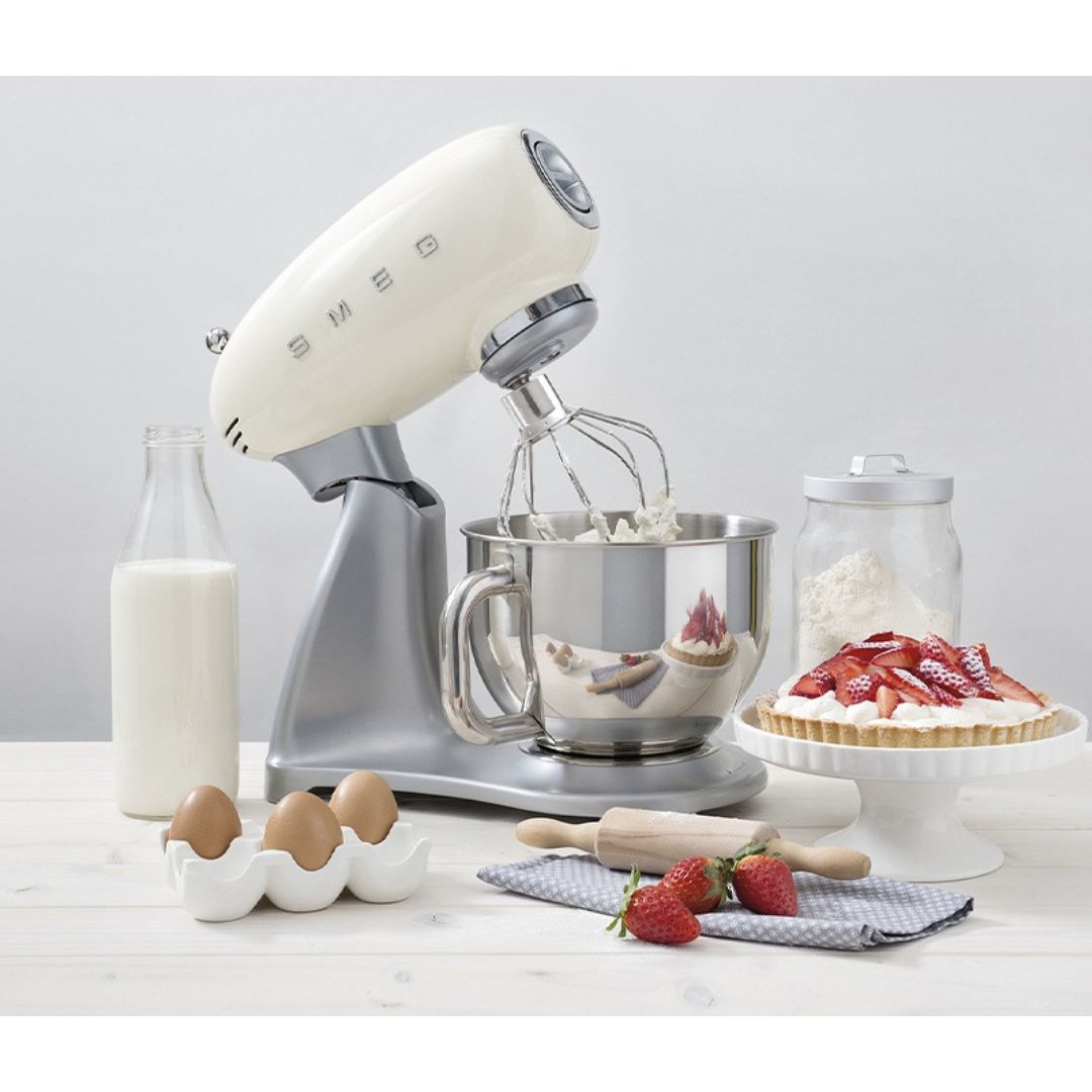 SMEG SMF02CREU Impastatrice Planetaria 10 Velocità Smooth Start Crema