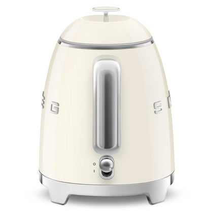 SMEG KLF03CREU Bollitore Elettrico Panna 2400W 1.7 LT. Estetica 50’s Style