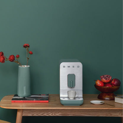 SMEG BCC01EGMEU Macchina Caffè Espresso Automatica Verde Smeraldo 1350W 1.4 Lt.
