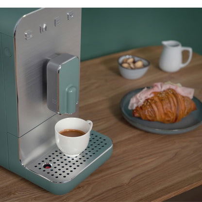 SMEG BCC01EGMEU Macchina Caffè Espresso Automatica Verde Smeraldo 1350W 1.4 Lt.
